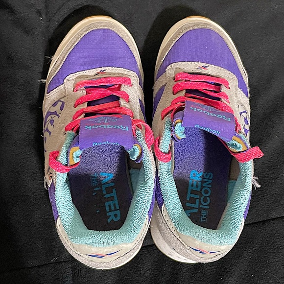 Reebok tennis shoes - Picture 8 of 15